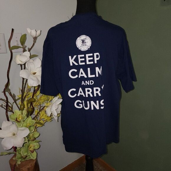 Men's L Blue Shirt NRA "Keep Calm and Carry Guns" Graphic Tee - Picture 2 of 2